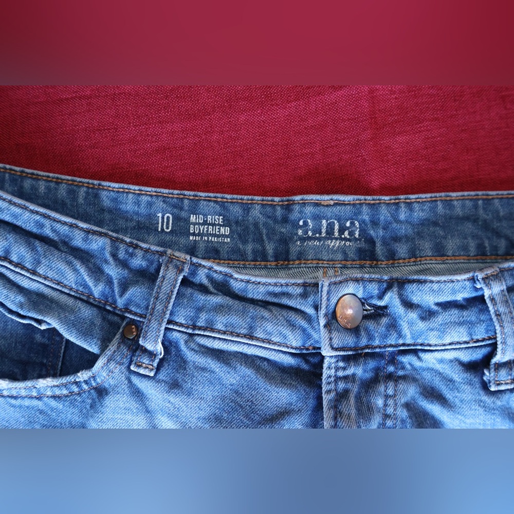 a.n.a Mid-Rise Boyfriend Jeans
